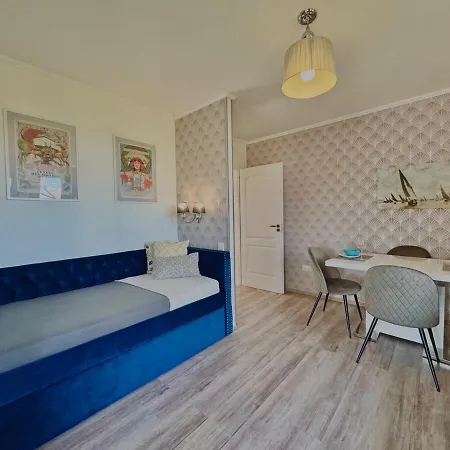 Apartment Azur 3 - Panoramic Escape Balatonalmadi